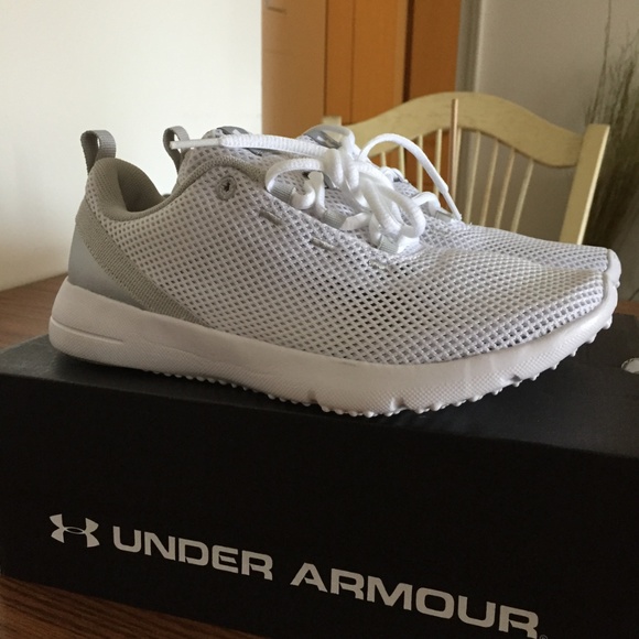 Under Armour sneakers - Picture 3 of 6